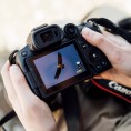 EOS-R7 + RF-S18-150 F3,5-6,3 IS STM Canon