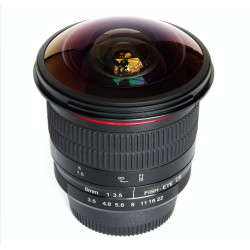 8 mm F3.5 monture EF Meike