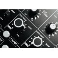 2 voies analogique, 2 préamps phono ALLEN & HEATH