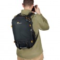 BP 150 Noir Trekker Lite LowePro