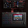 MPC-LIVE2 16 pads, 4 encodeurs, 7" multitouch, batterie li-ion AKAI PROFESSIONAL